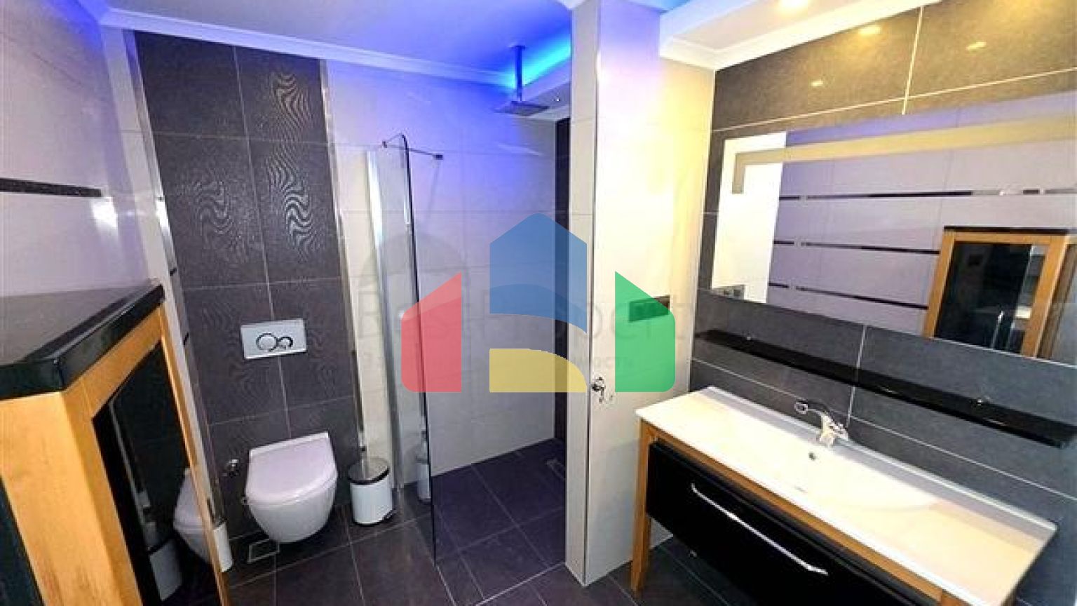 Квартира 3+1 в благоустроенном жилом комплексе района Оба