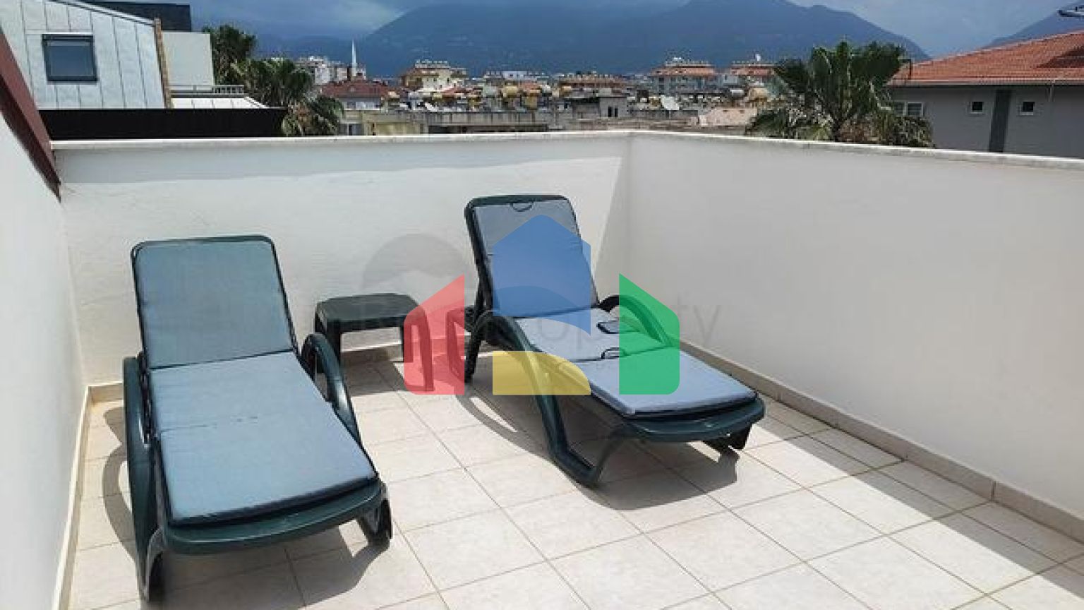 Просторный пентхаус 4+1 в 250 м от моря