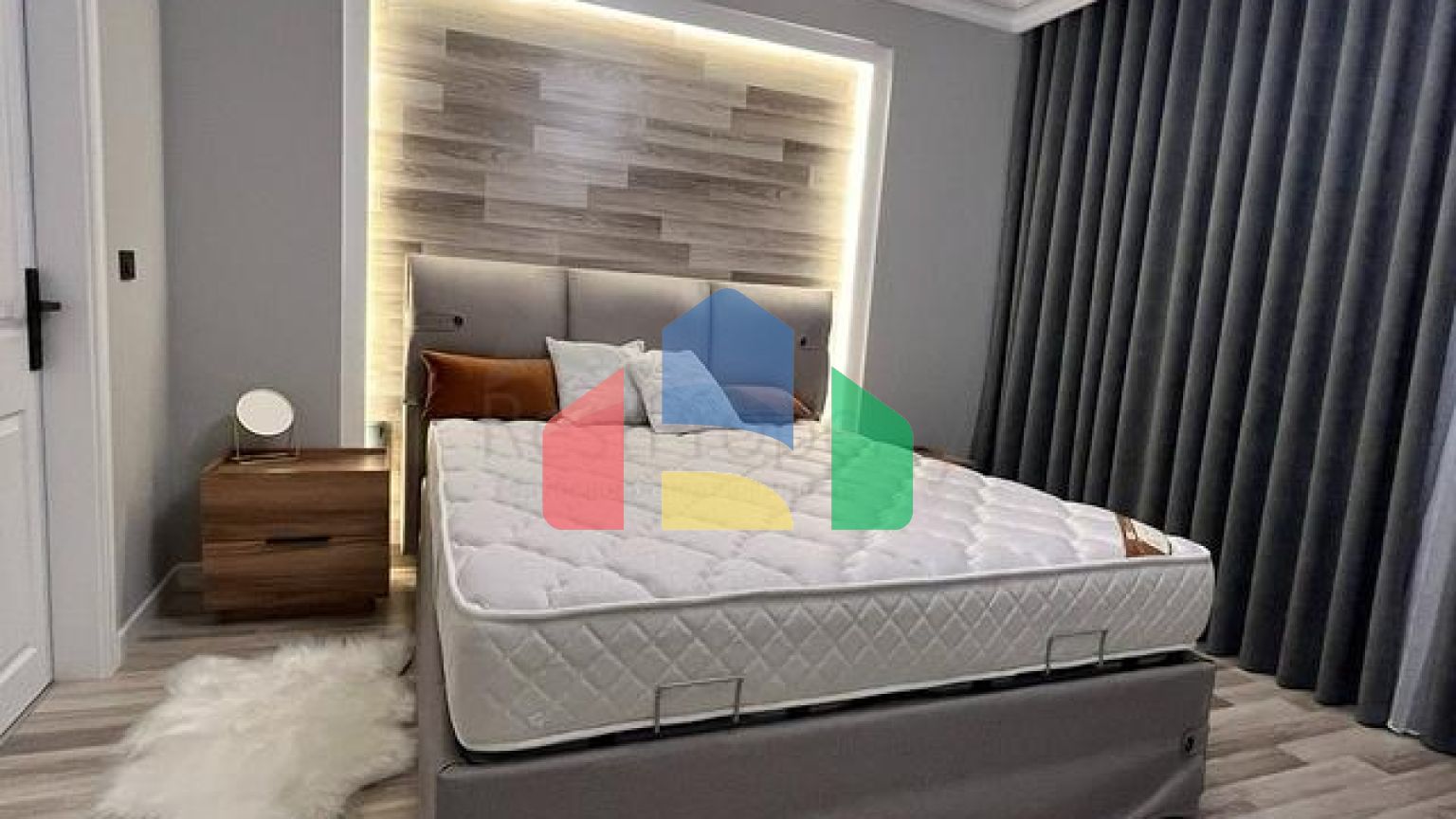 Просторный пентхаус 4+1 в 250 м от моря