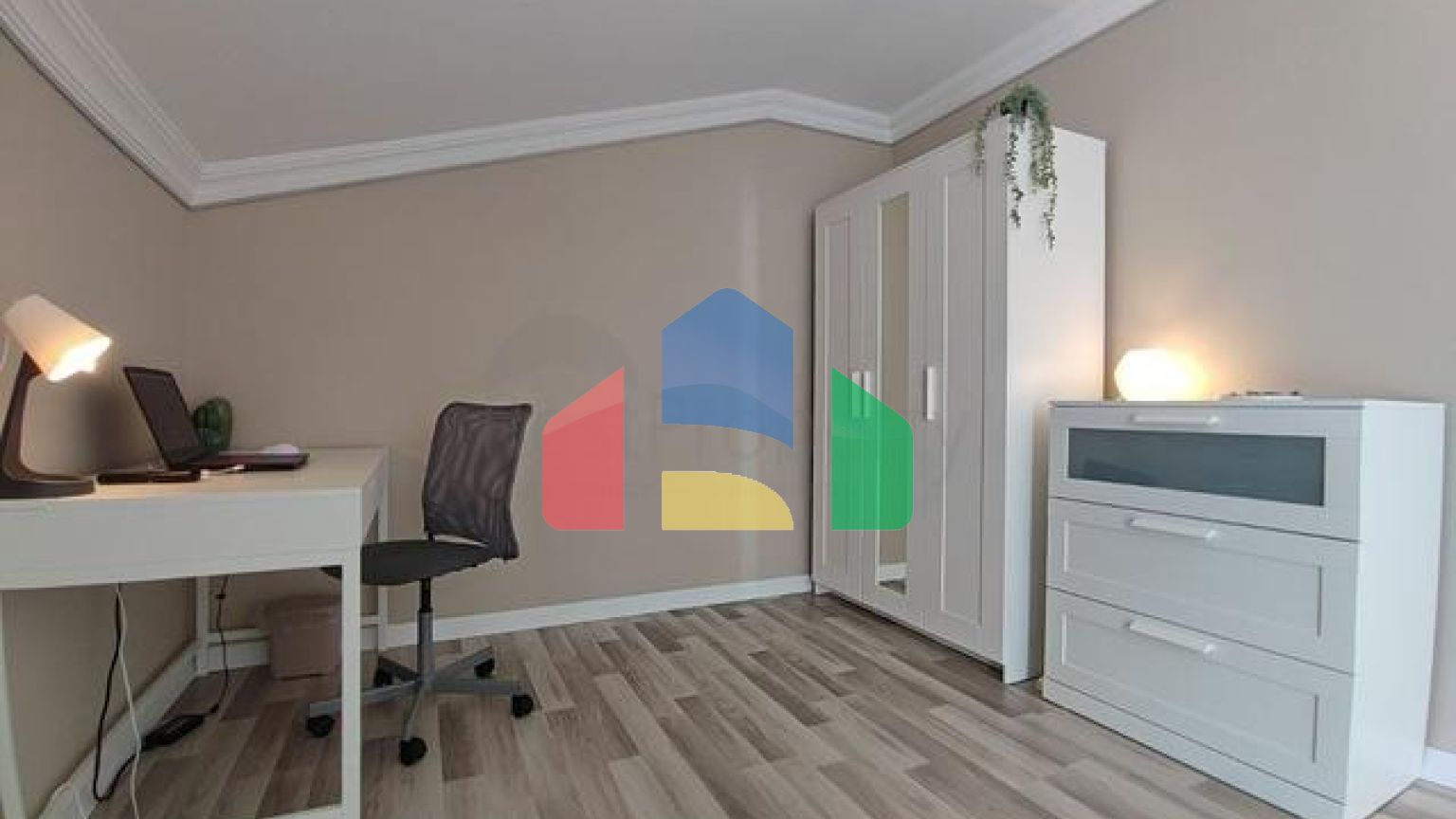 Просторный пентхаус 4+1 в 250 м от моря