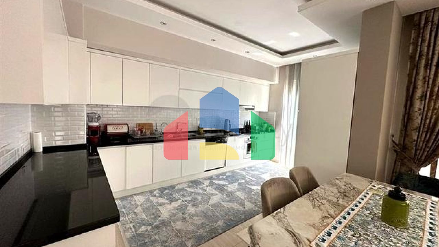 Просторная квартира 3+1 в благоустроенном районе Аланьи