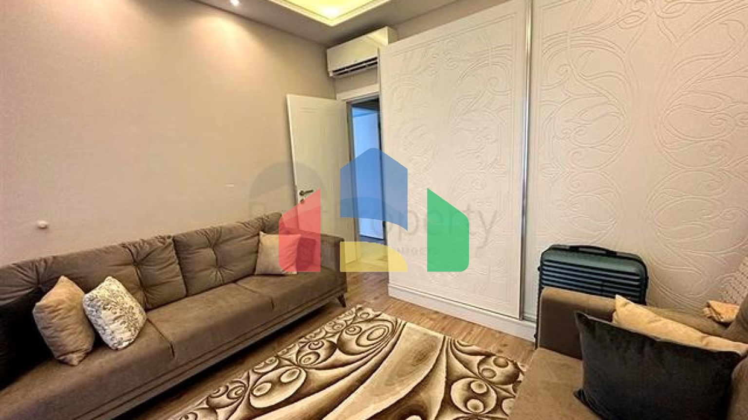 Просторная квартира 3+1 в благоустроенном районе Аланьи