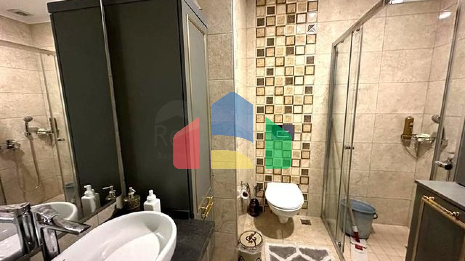 Просторная квартира 3+1 в благоустроенном районе Аланьи