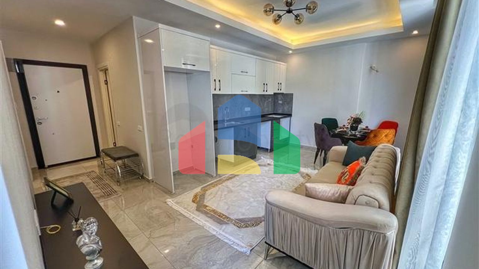 Двухкомнатная квартира 1+1 в современном доме района Оба