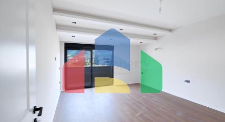 Просторный пентхаус 4+1 с отдельной кухней в современном комплексе Просторный пентхаус 4+1 с отдельной кухней в современном комплексе