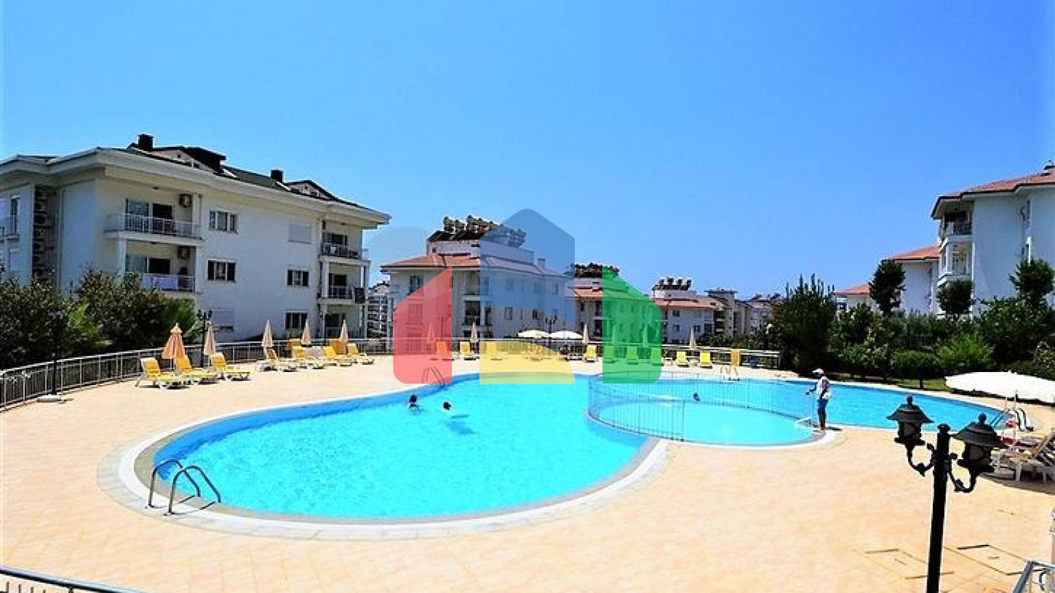 Простора квартира в престижному районі Оба