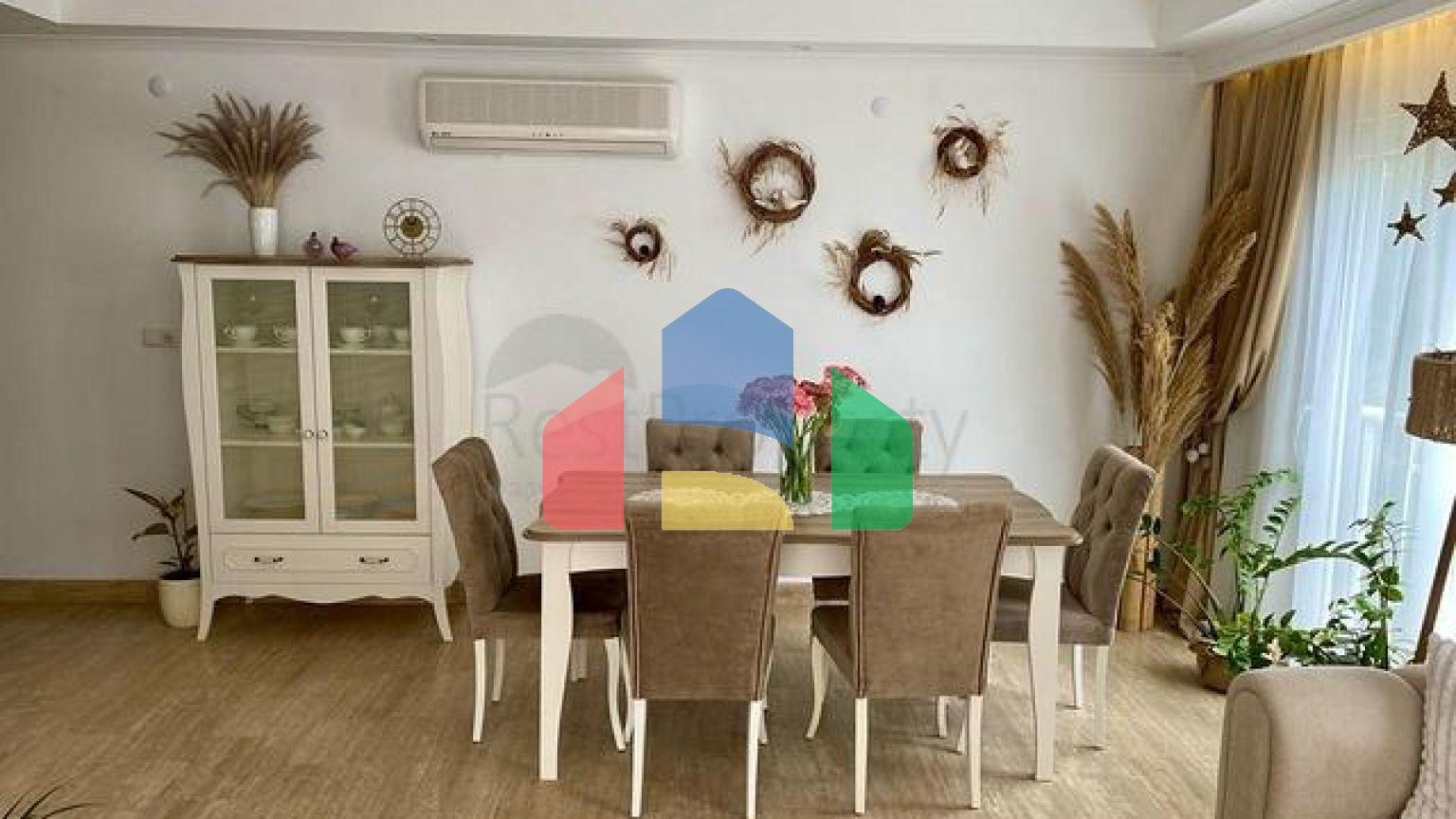 Простора квартира в престижному районі Оба