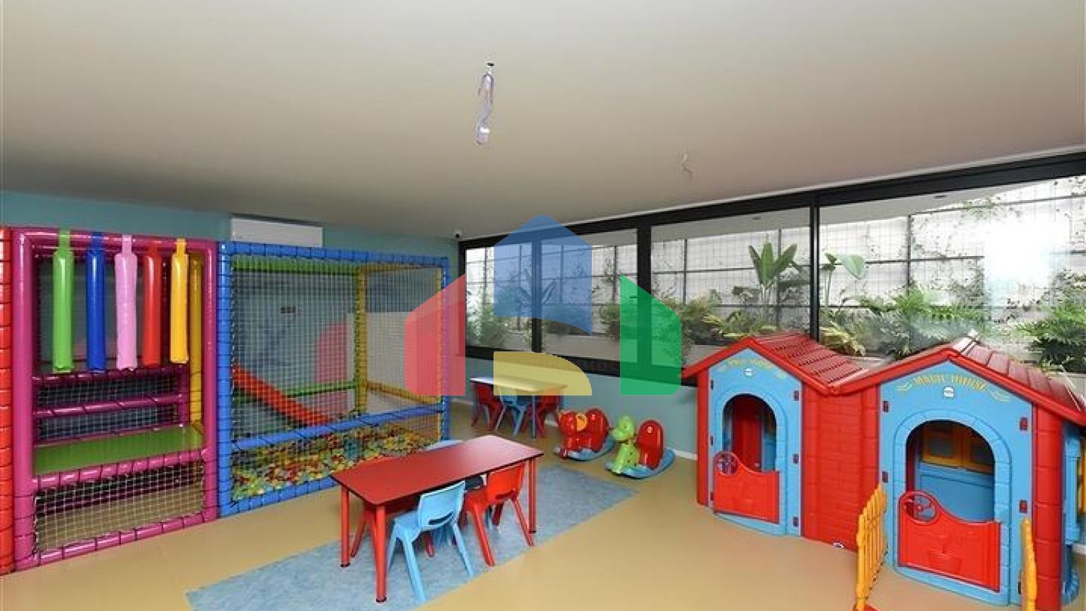 Квартира 1+1 в шикарном комплексе в пешей доступности от моря