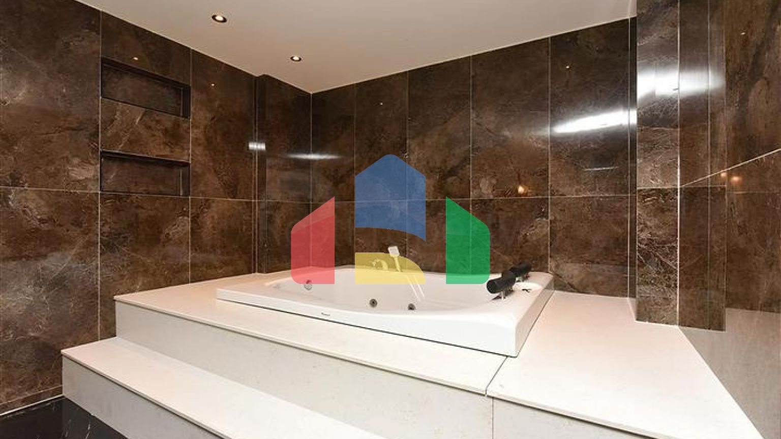 Квартира 1+1 в шикарном комплексе в пешей доступности от моря