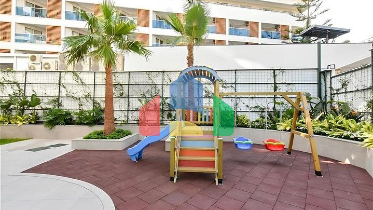 Квартира 1+1 в шикарном комплексе в пешей доступности от моря