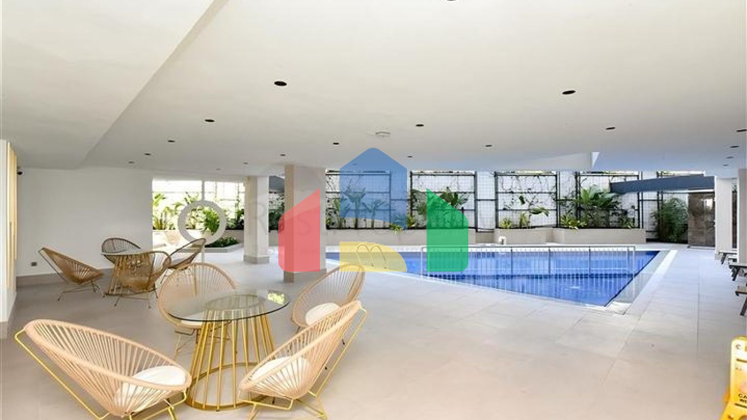 Квартира 1+1 в шикарном комплексе в пешей доступности от моря