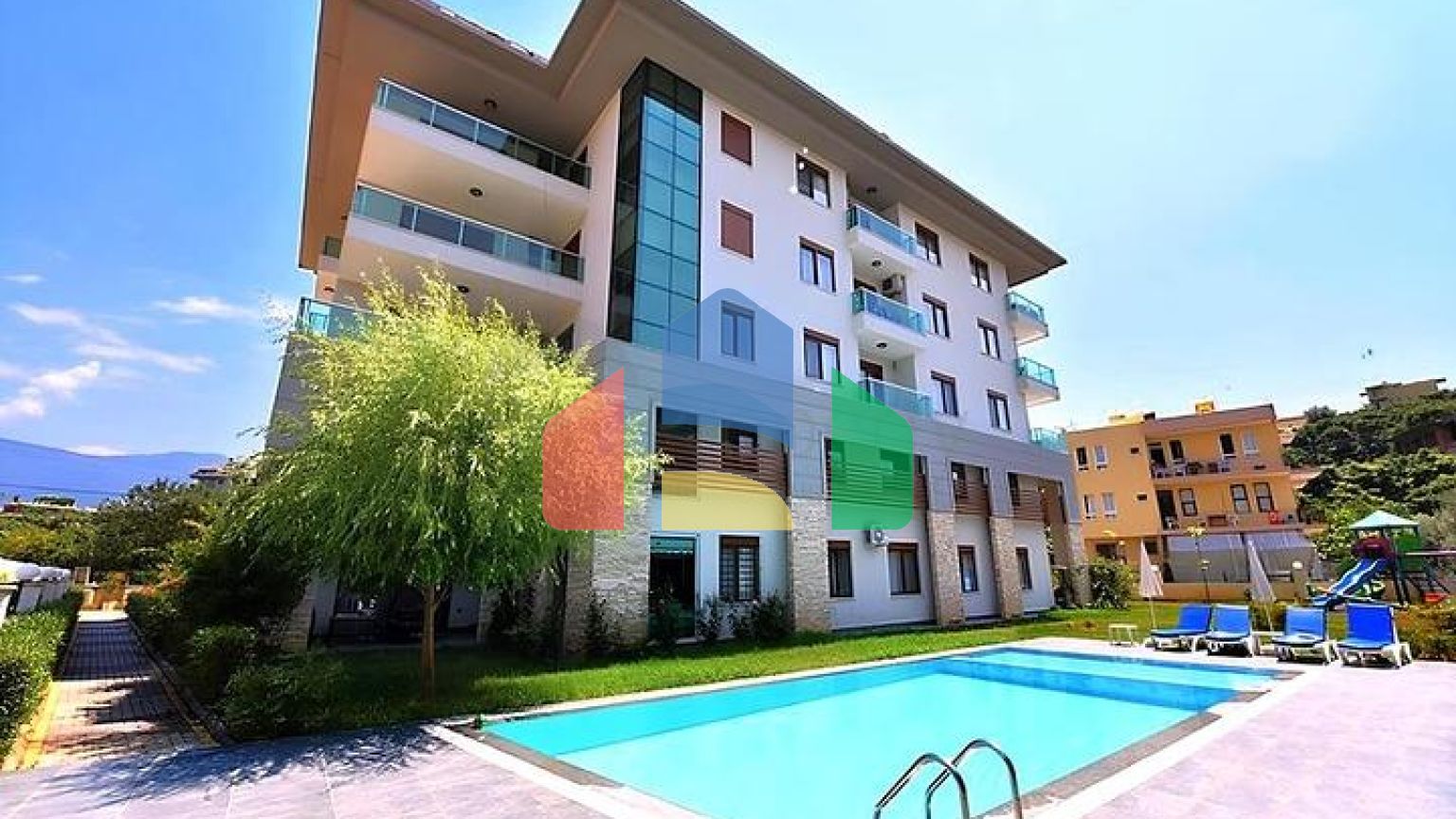 Просторный дуплекс с садом 5+1 в престижном районе Оба