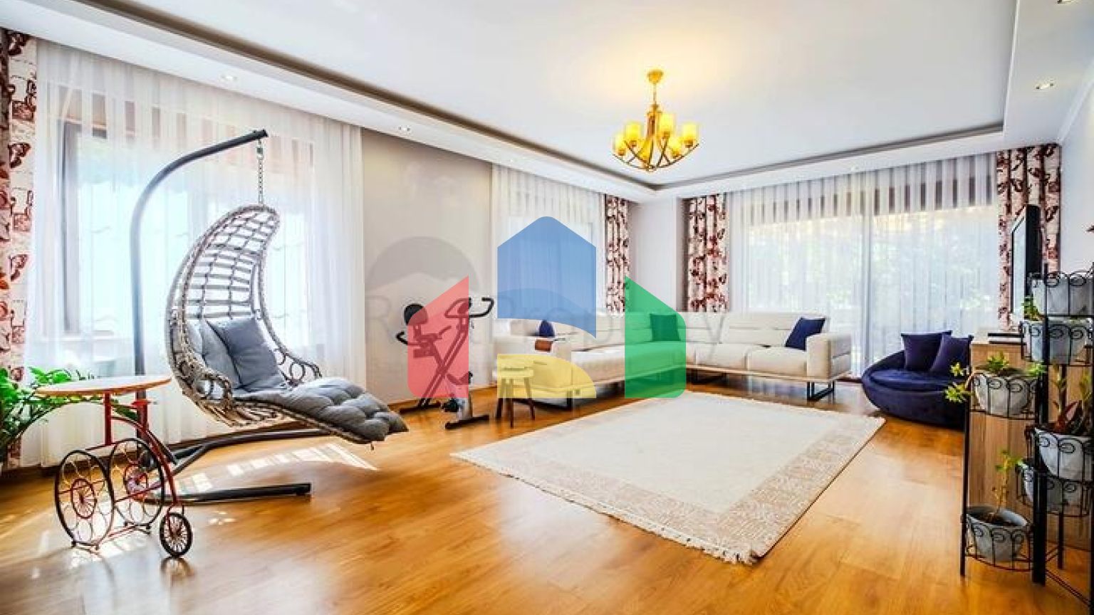 Просторный дуплекс с садом 5+1 в престижном районе Оба