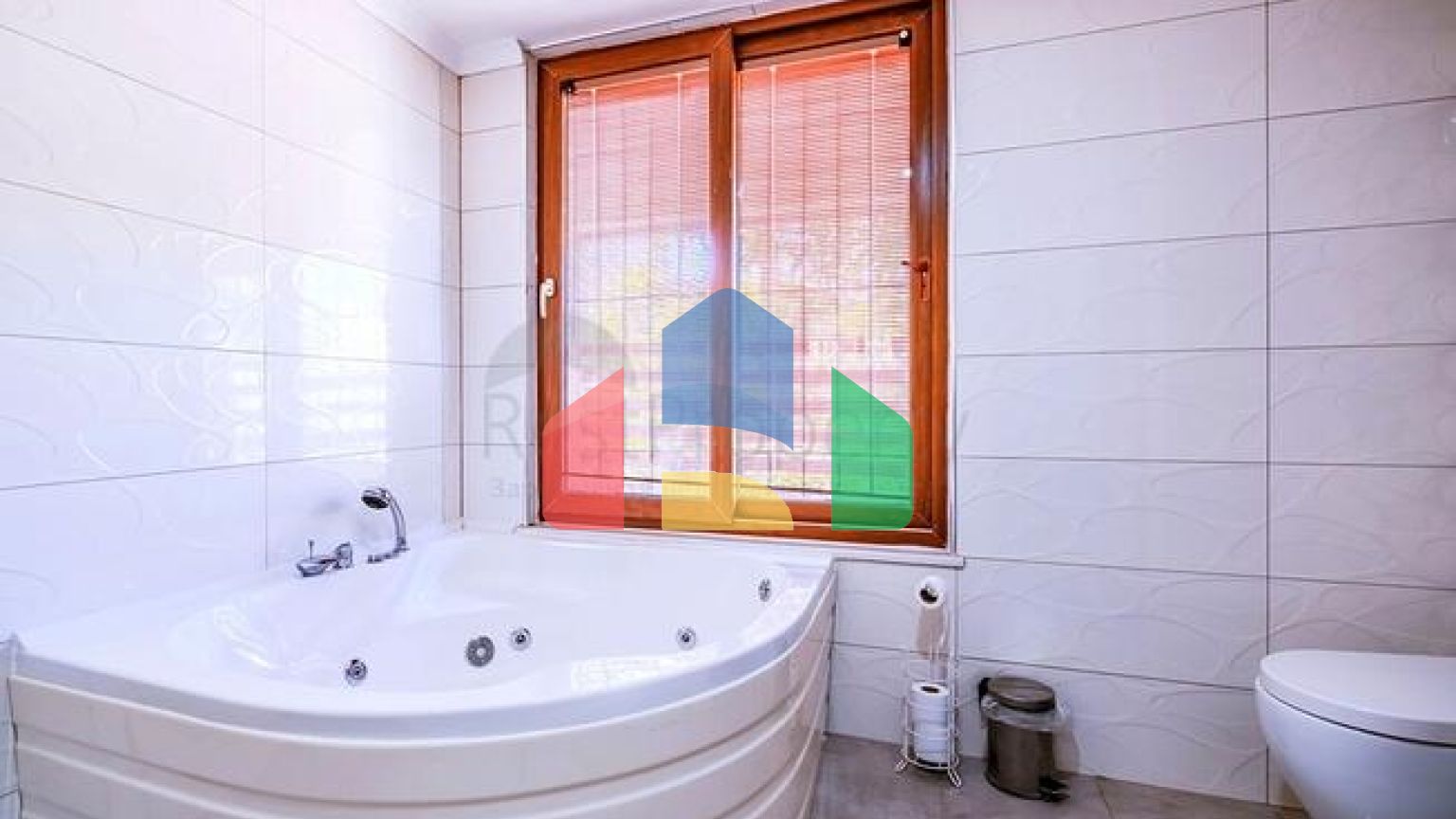 Просторный дуплекс с садом 5+1 в престижном районе Оба