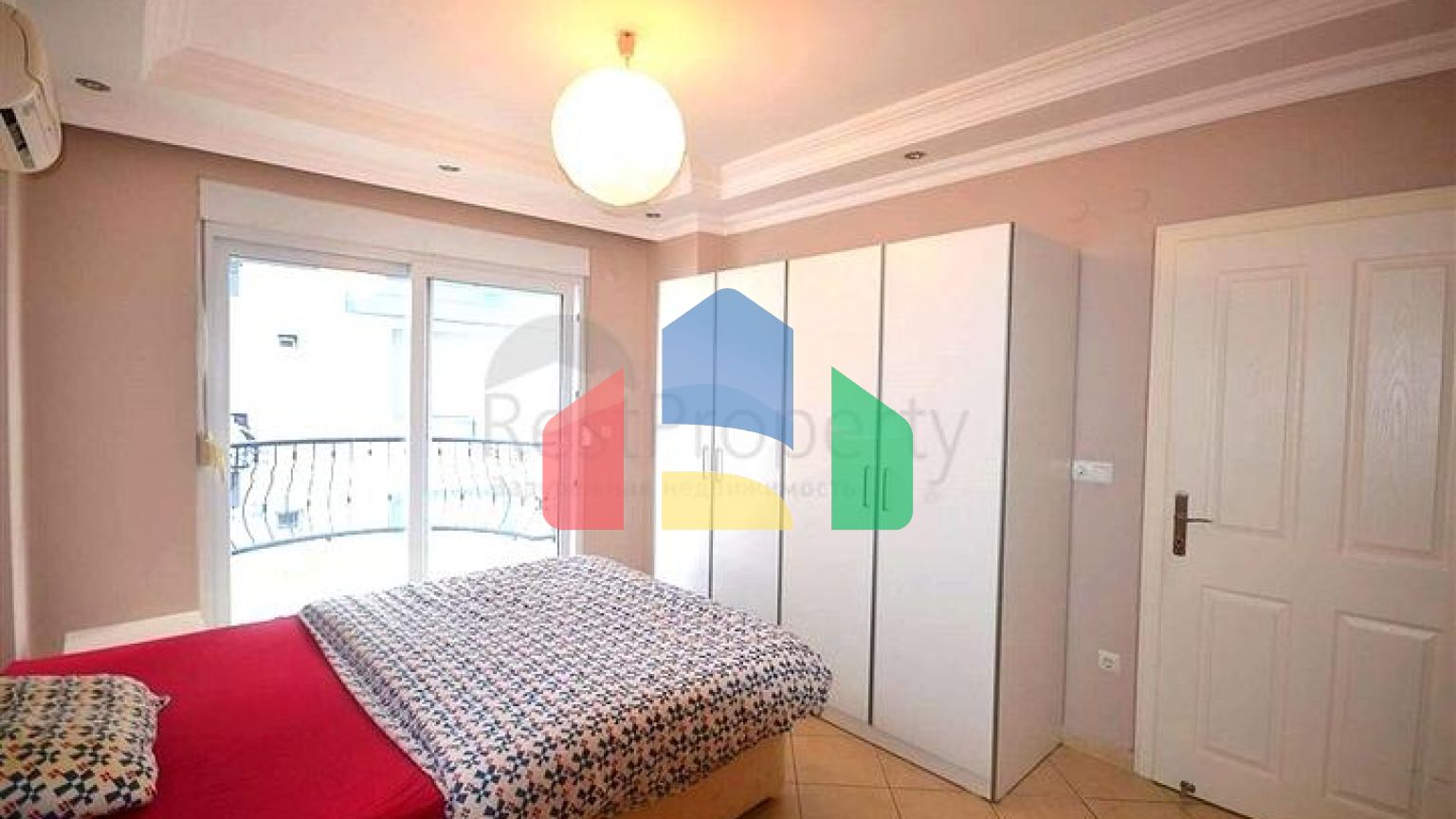 Светлая меблированная квартира 2+1 в развитом районе