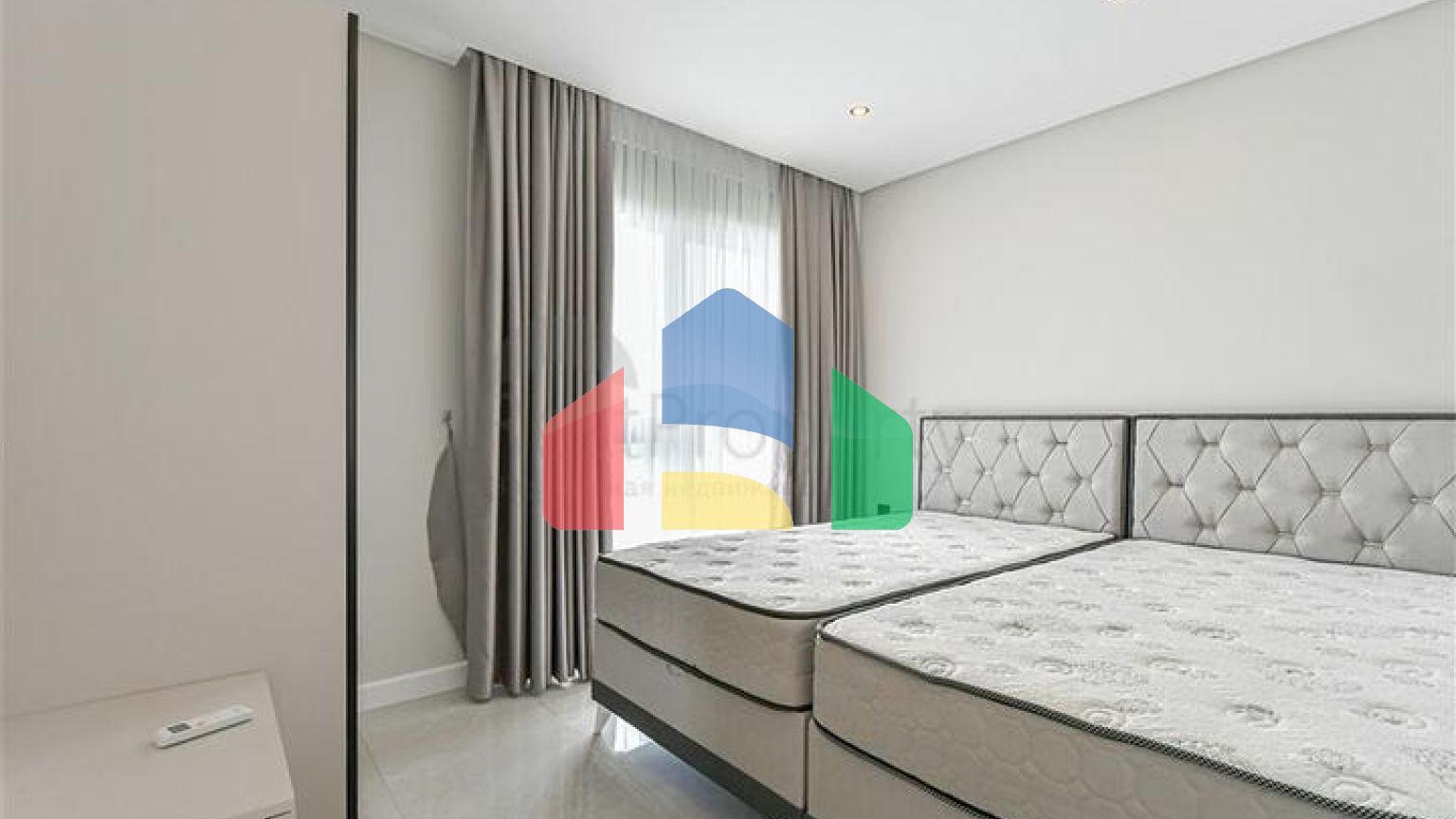 Четырёхкомнатный пентхаус 3+1 с террасой в районе Оба