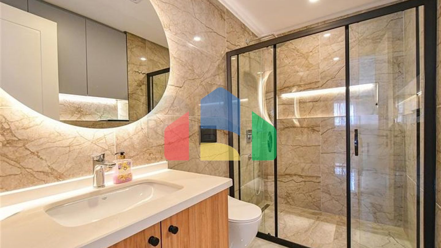 Четырёхкомнатный пентхаус 3+1 с террасой в районе Оба