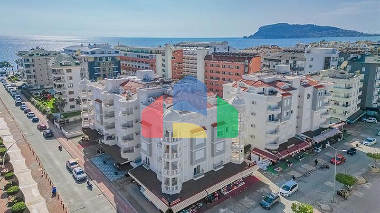 Просторная квартира 2+1 рядом с морем в Оба