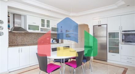 Просторная квартира 2+1 рядом с морем в Оба