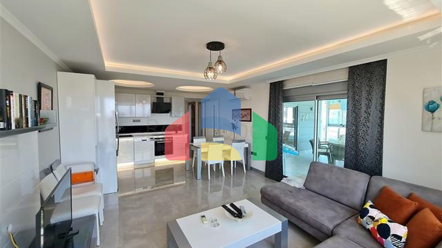 Линейная квартира 3+1 в престижном районе Оба