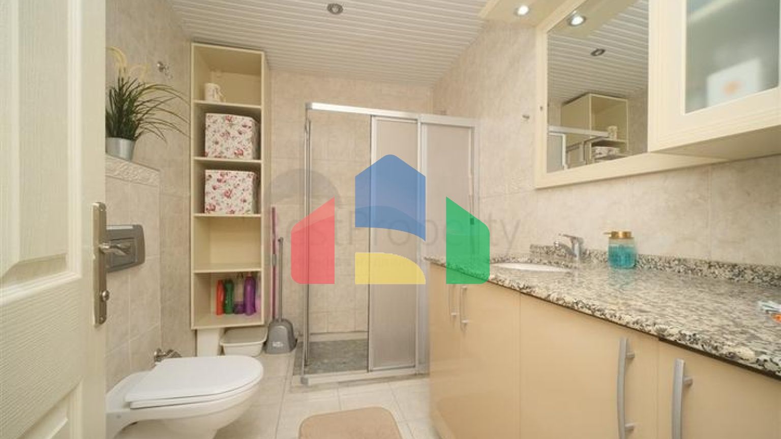 Просторная квартира 2+1 рядом с пляжем в районе Оба