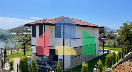 Затишна вілла з великою ділянкою-комфорт і тиша в оточенні природи