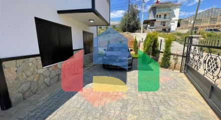 Затишна вілла з великою ділянкою-комфорт і тиша в оточенні природи