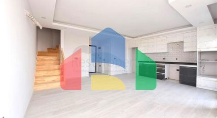 2+1 penthouse with mountain view in Gazipasa