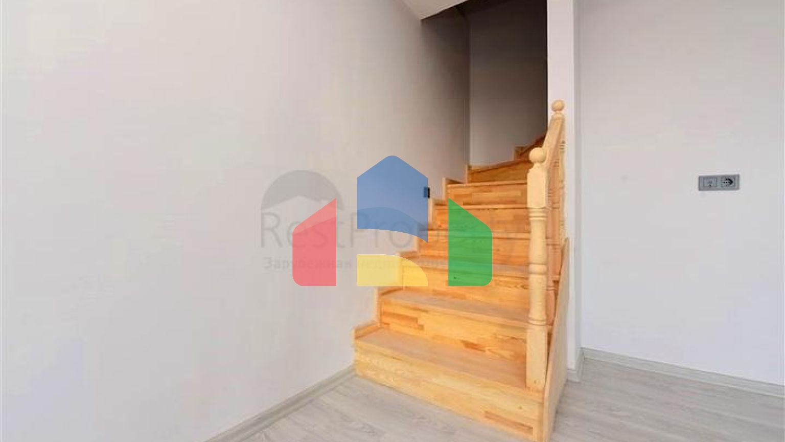 Пентхаус 2 + 1 з видом на гори в Газіпаші