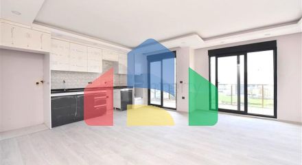 Пентхаус 2 + 1 з видом на гори в Газіпаші