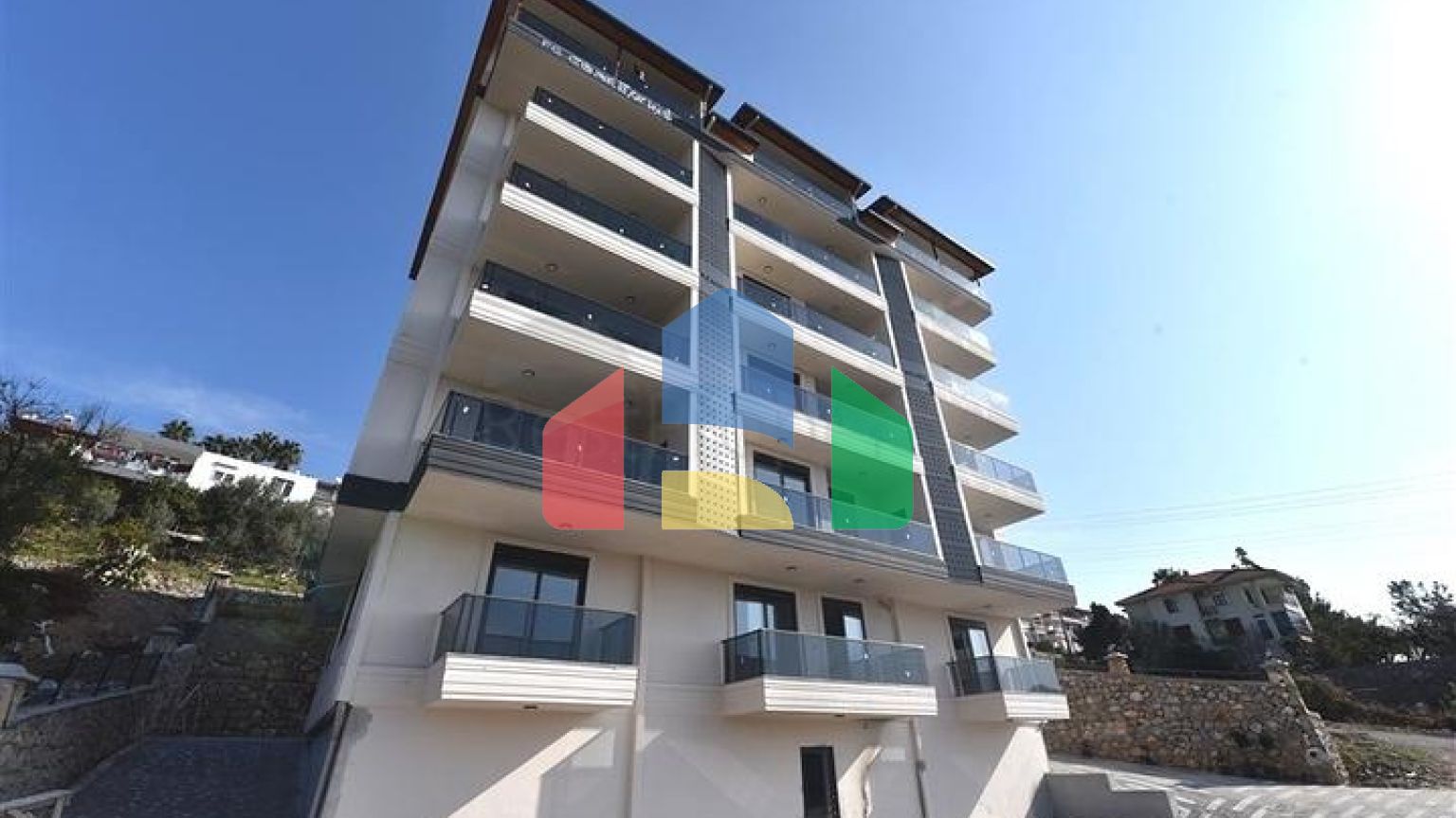 Пентхаус 2 + 1 з видом на гори в Газіпаші