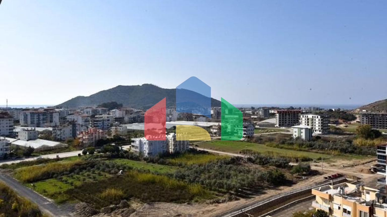 Просторий пентхаус 4 + 2 в районі Газіпаша