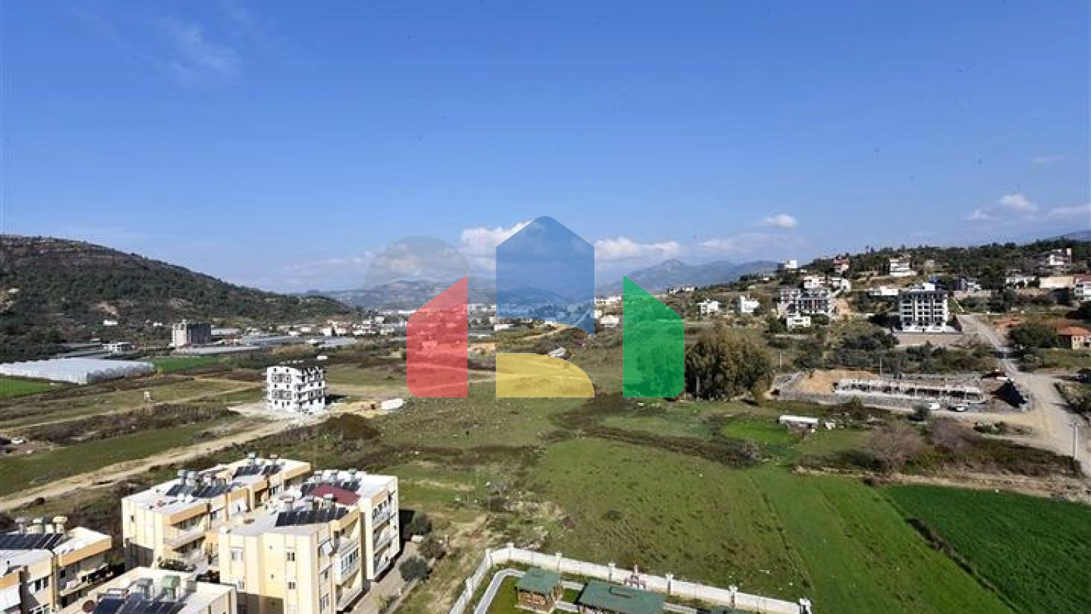 Просторий пентхаус 4 + 2 в районі Газіпаша