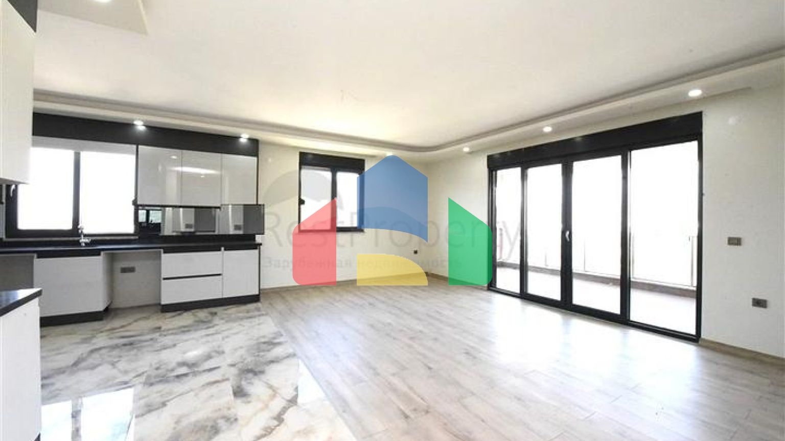 Просторий пентхаус 4 + 2 в районі Газіпаша