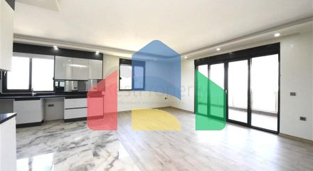 Просторий пентхаус 4 + 2 в районі Газіпаша