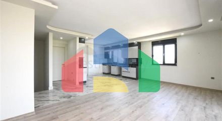 Просторий пентхаус 4 + 2 в районі Газіпаша