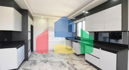 Просторий пентхаус 4 + 2 в районі Газіпаша