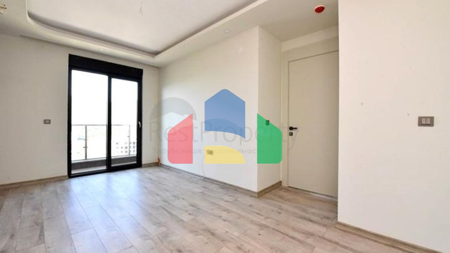 Просторий пентхаус 4 + 2 в районі Газіпаша