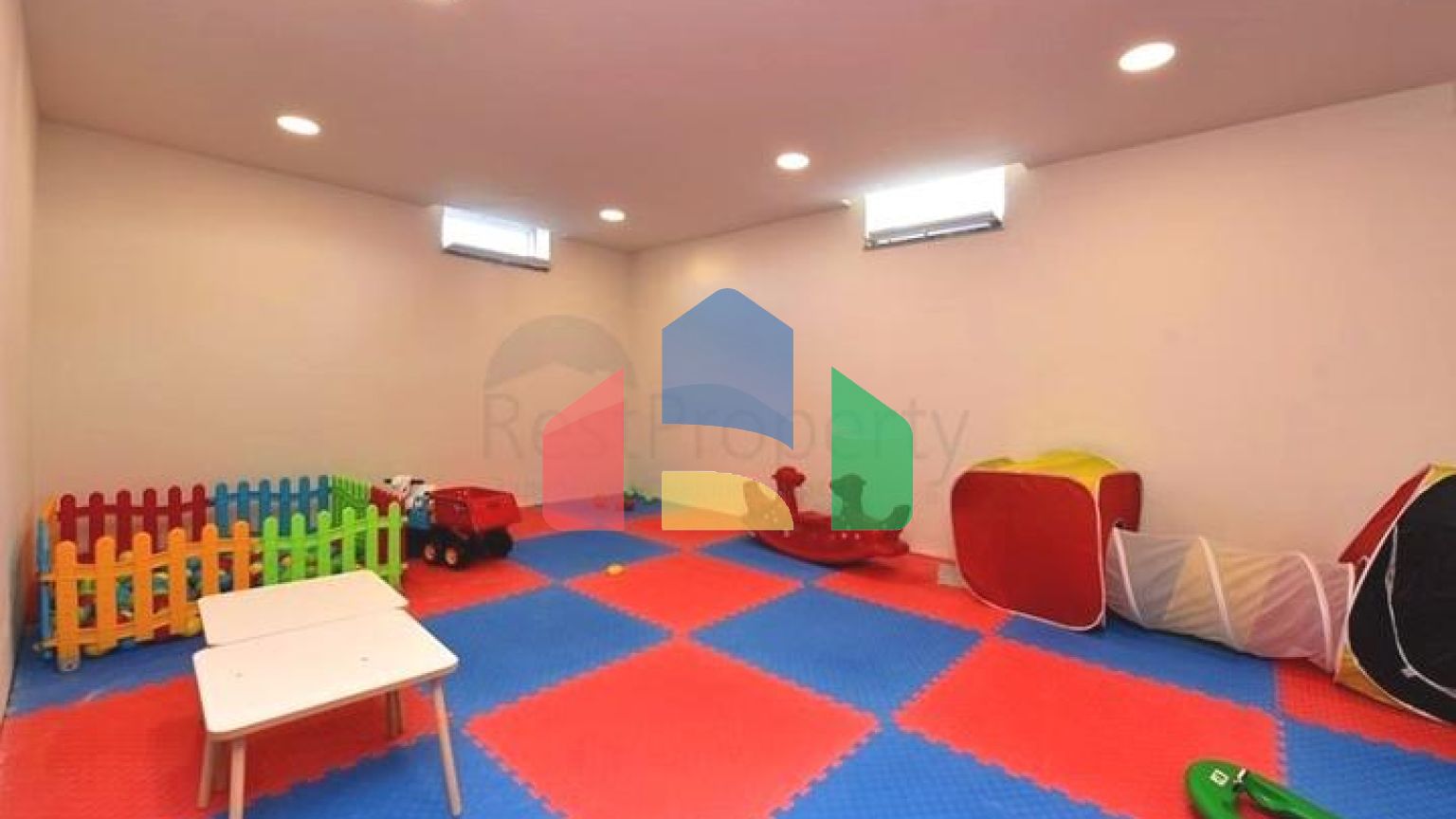 Просторий пентхаус 4 + 2 в районі Газіпаша