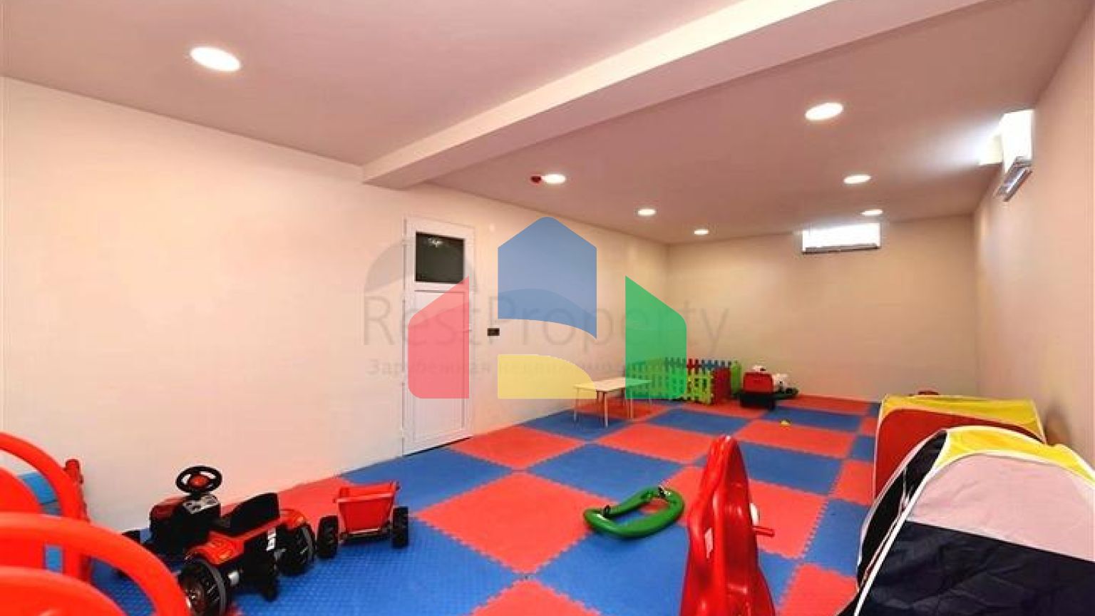 Просторий пентхаус 4 + 2 в районі Газіпаша