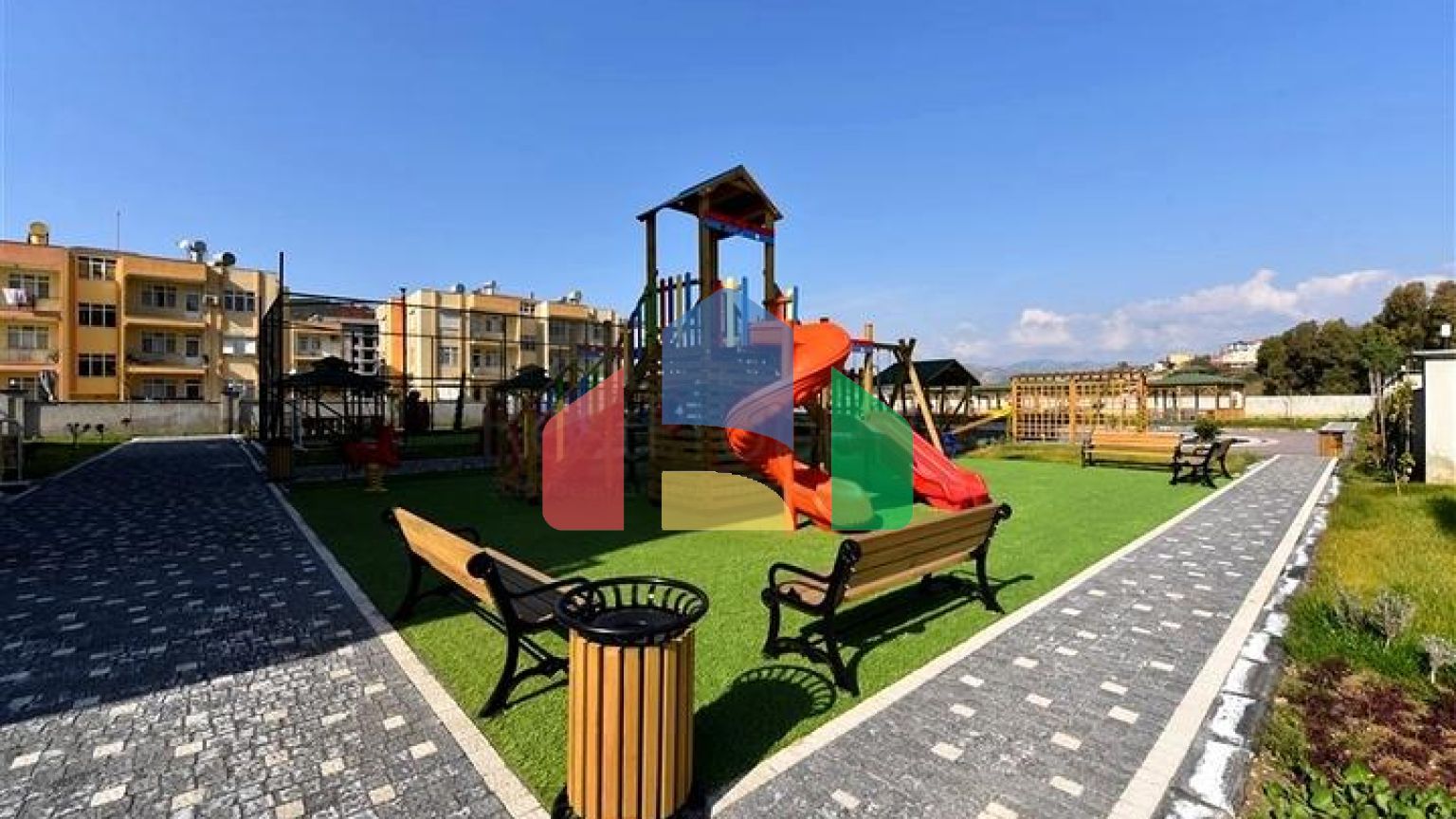 Просторий пентхаус 4 + 2 в районі Газіпаша