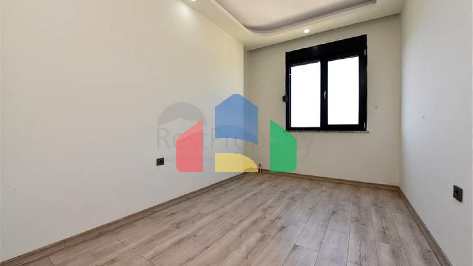 Просторий пентхаус 4 + 2 в районі Газіпаша