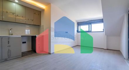 Spacious 3+1 duplex near the sea in the heart of Gazipasi