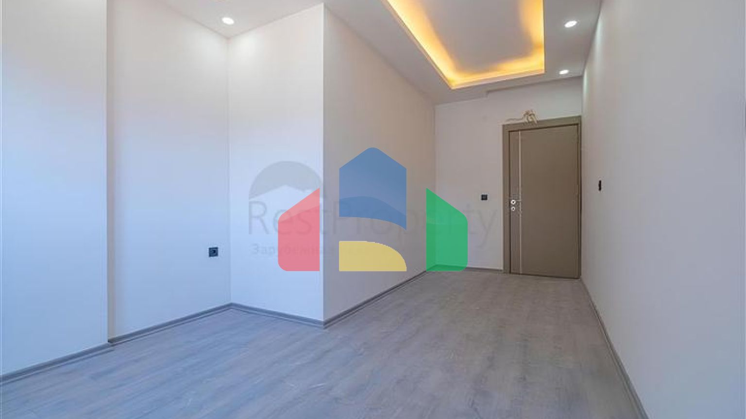 Просторий дуплекс 3 + 1 поруч з морем в самому серці Газіпаші