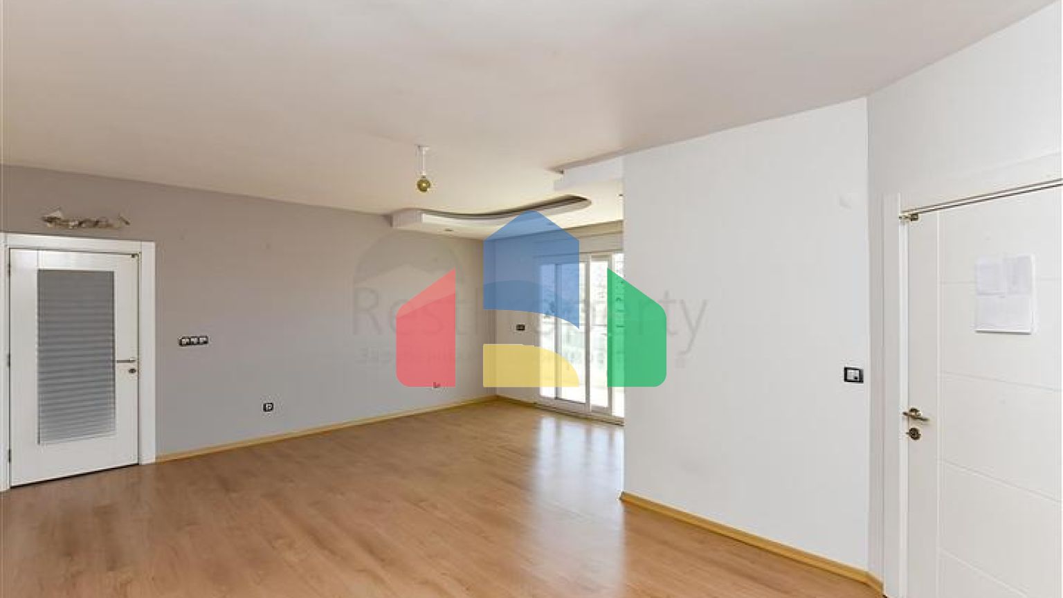 Большая квартира 3+1 в перспективном районе Газипаша