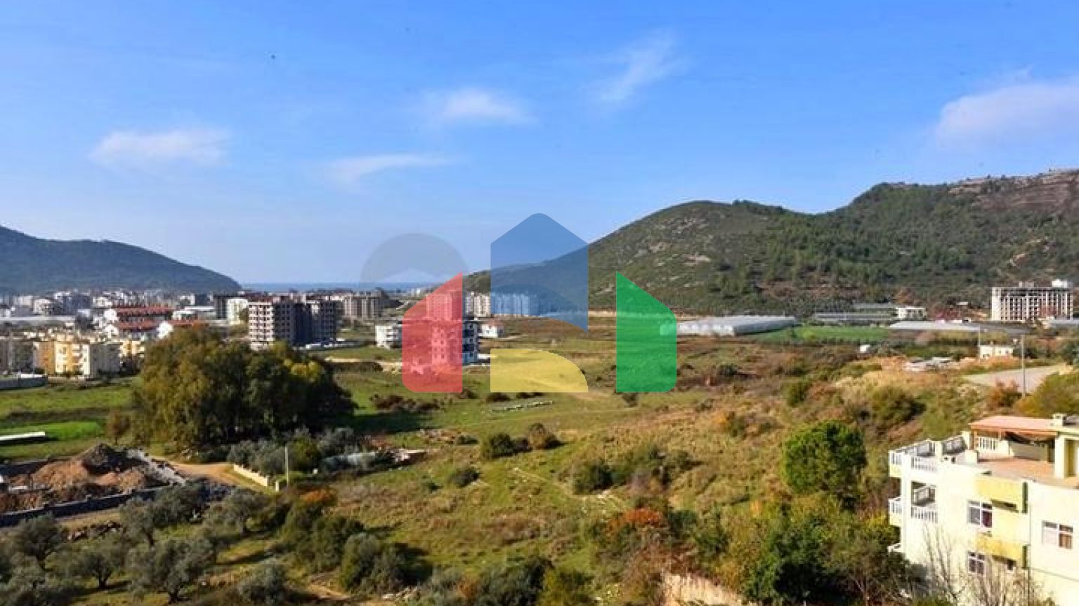 Пентхаус 3 + 1 в Газіпаші з видом на море