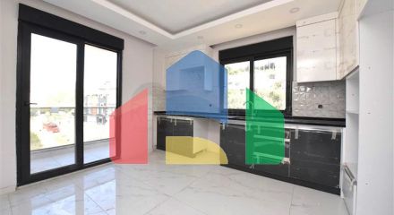 Пентхаус 3 + 1 в Газіпаші з видом на море