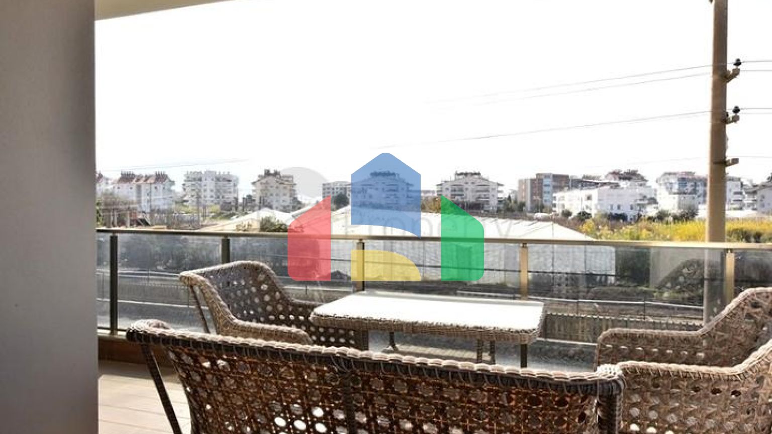 Апартаменты 3+1 с отдельной кухней в Газипаше