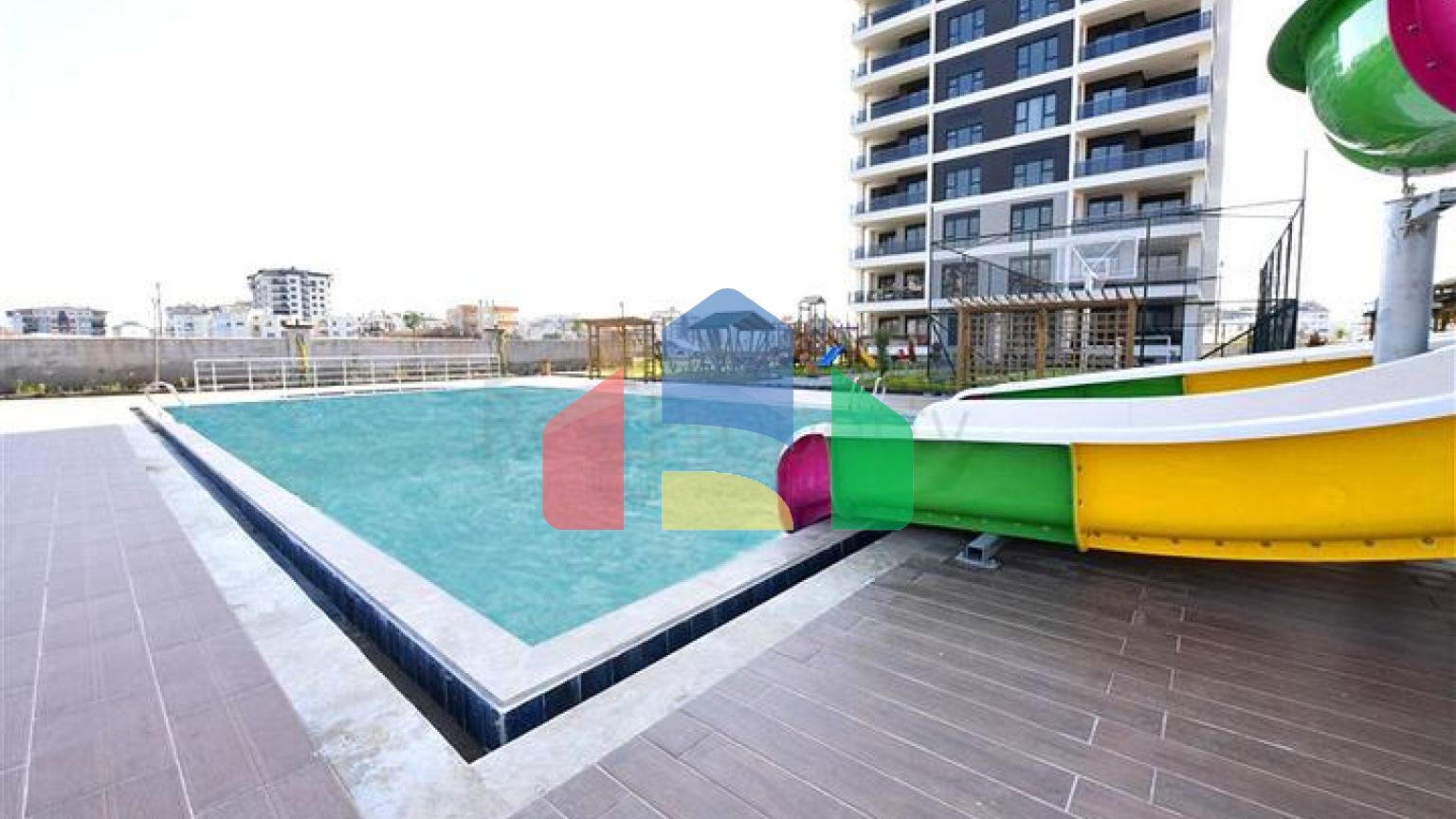 Апартаменты 3+1 с отдельной кухней в Газипаше