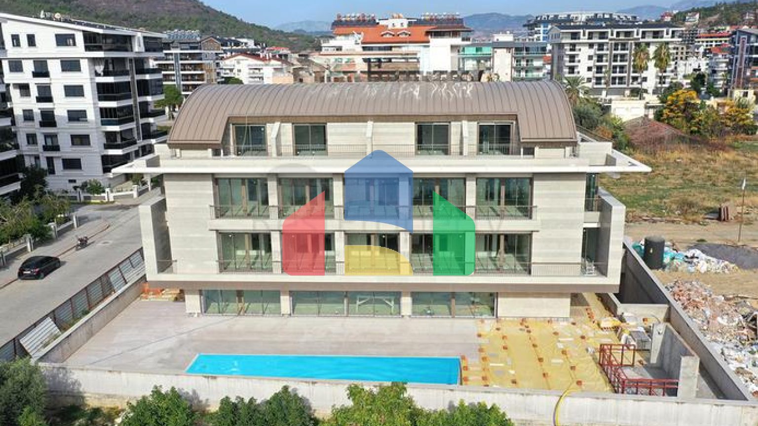 Готель в Газіпаші з розвиненою інфраструктурою і високим потенціалом